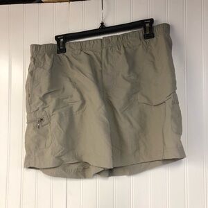 Columbia Womens Beige Cargo Shorts Large Outdoor Hike